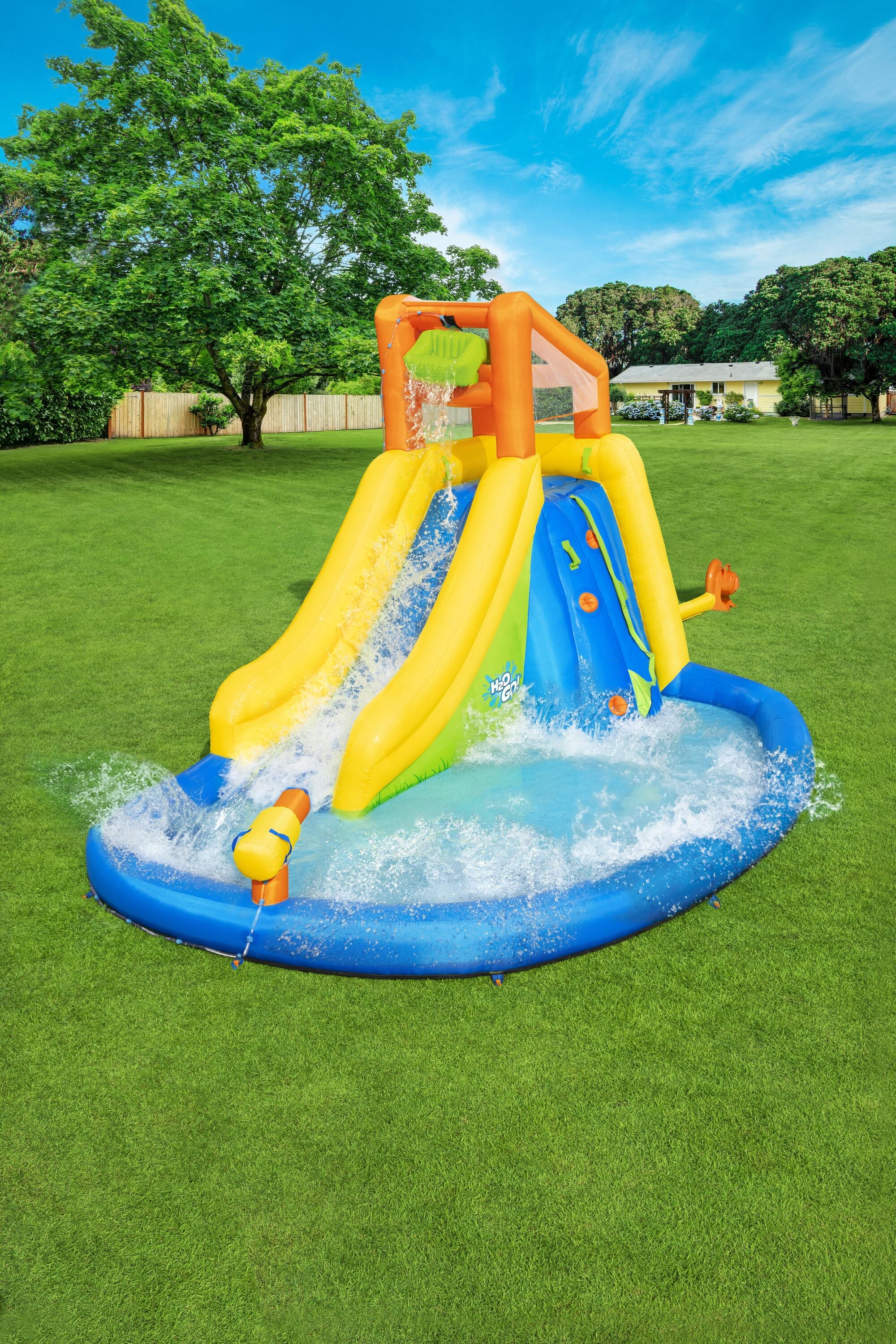 Bestway 4.35M X 2.86M X 2.67M Mount Splashmore Mega Waterpark (1 water slide with pool, 1 blower, 1 waters spraying hose, 1 anchor bag, 1 repair kit, 1 storage bag , 2 blower stakes , 10 bouncer stakes.) Age 5+
