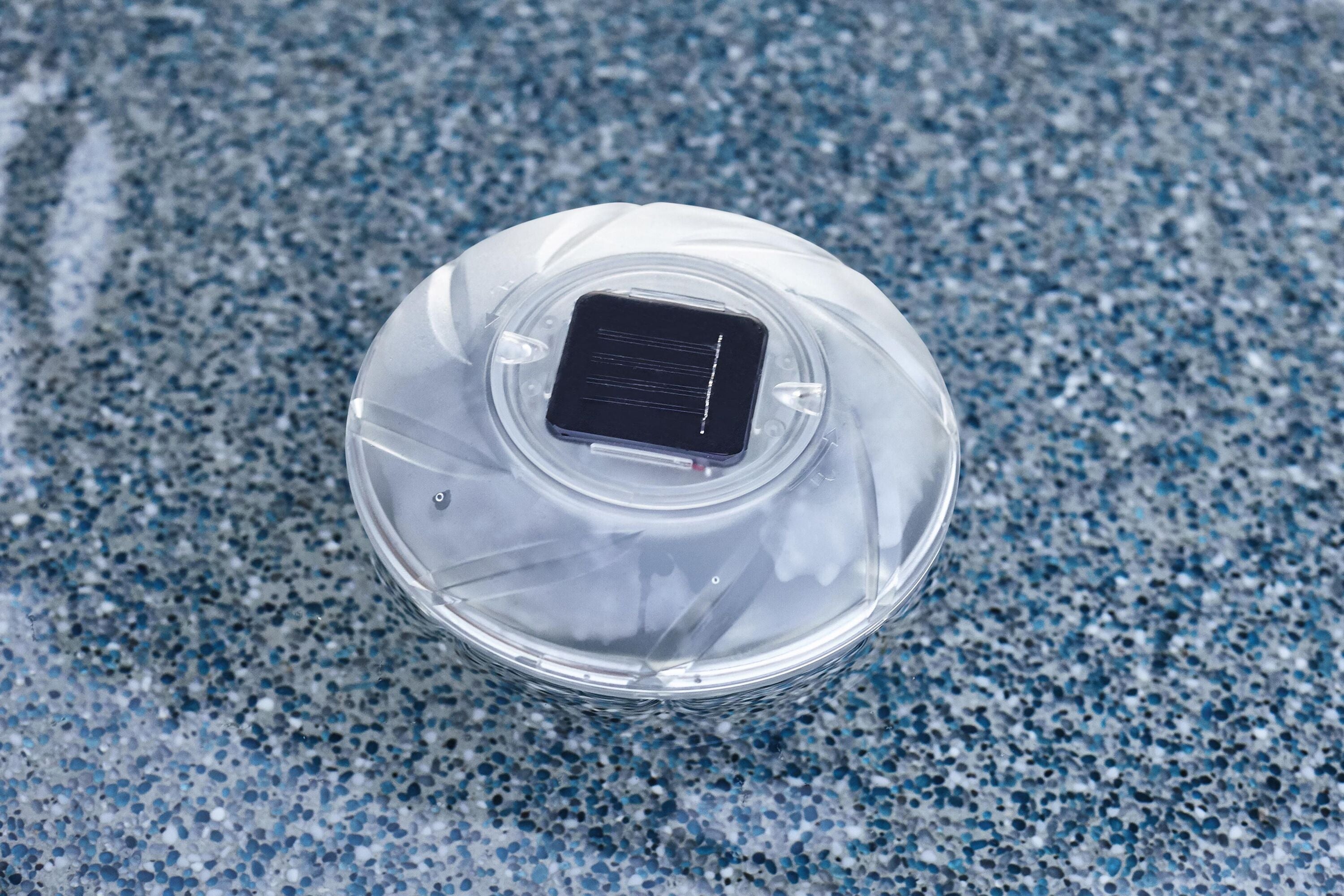 Bestway Solar-Float Lamp (Contents:1 Solar-Float Lamp.DC1.2V 0.2W(NI-MH battery, 600mAH), IP68)