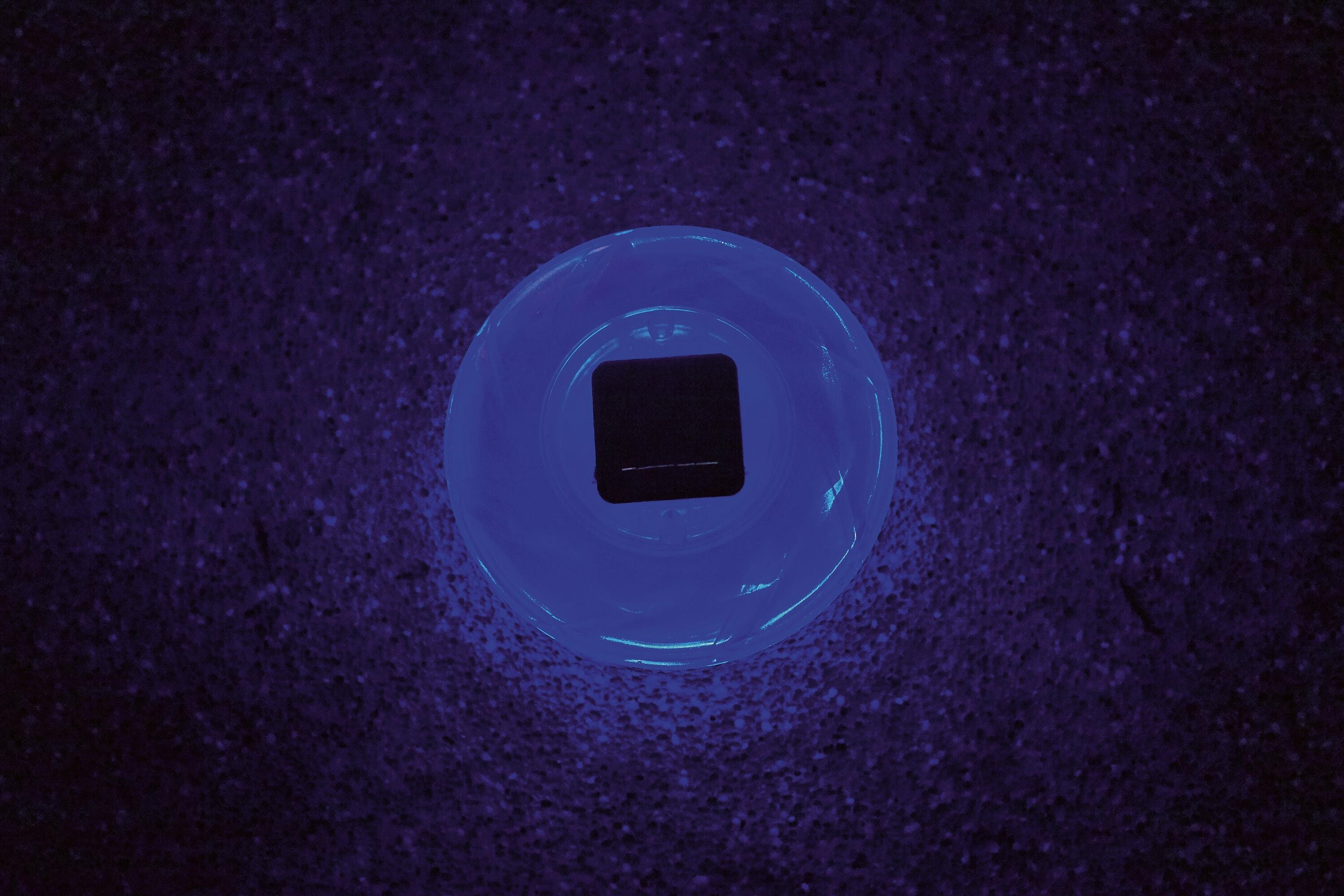 Bestway Solar-Float Lamp (Contents:1 Solar-Float Lamp.DC1.2V 0.2W(NI-MH battery, 600mAH), IP68)