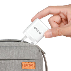 مجموعة شحن بمنفذ مزدوج مع كابل بيانات USB-A إلى Micro USB
