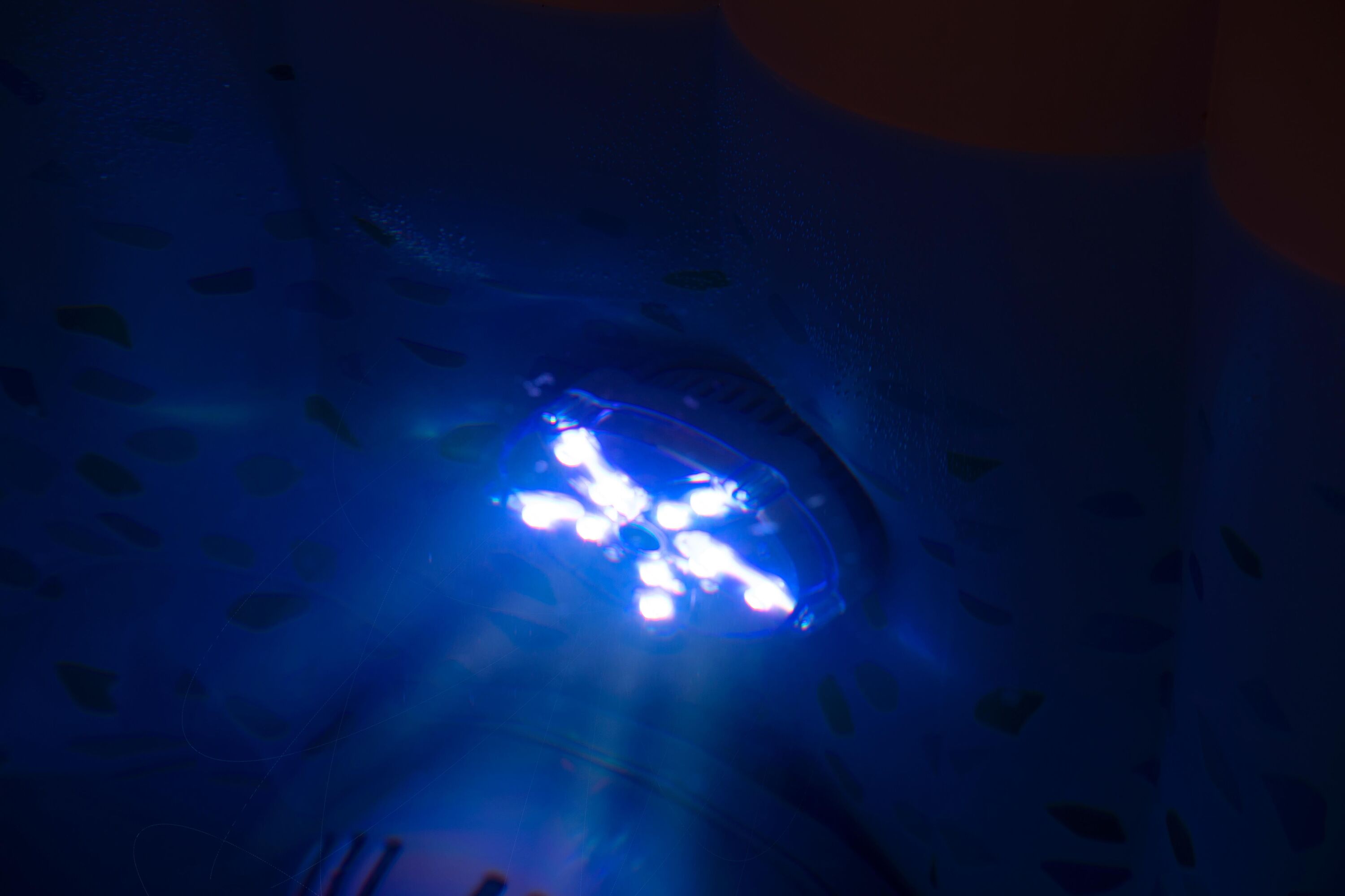 Bestway 7-Color LED Light (Contents：one 7-Color LED Light)