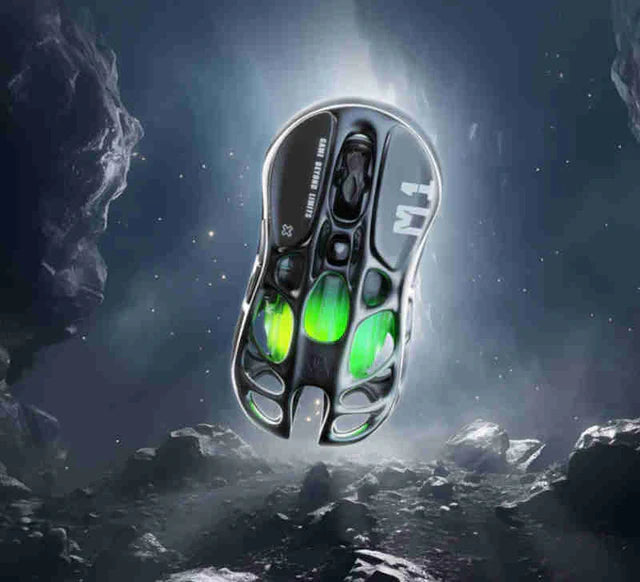 GravaStar Mercury M1 Pro Wireless Gaming Mouse - Gunmetal gray