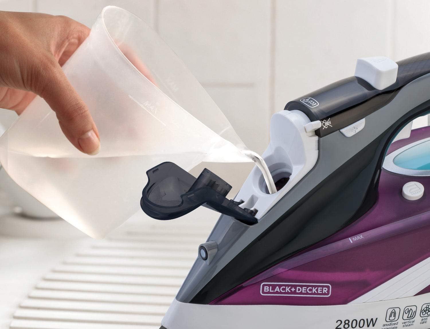 B+D 2800W Digital Steam Iron, Multi-Colour, X2250-B5"Min 2 year manufacturer warranty   -X2250-B5