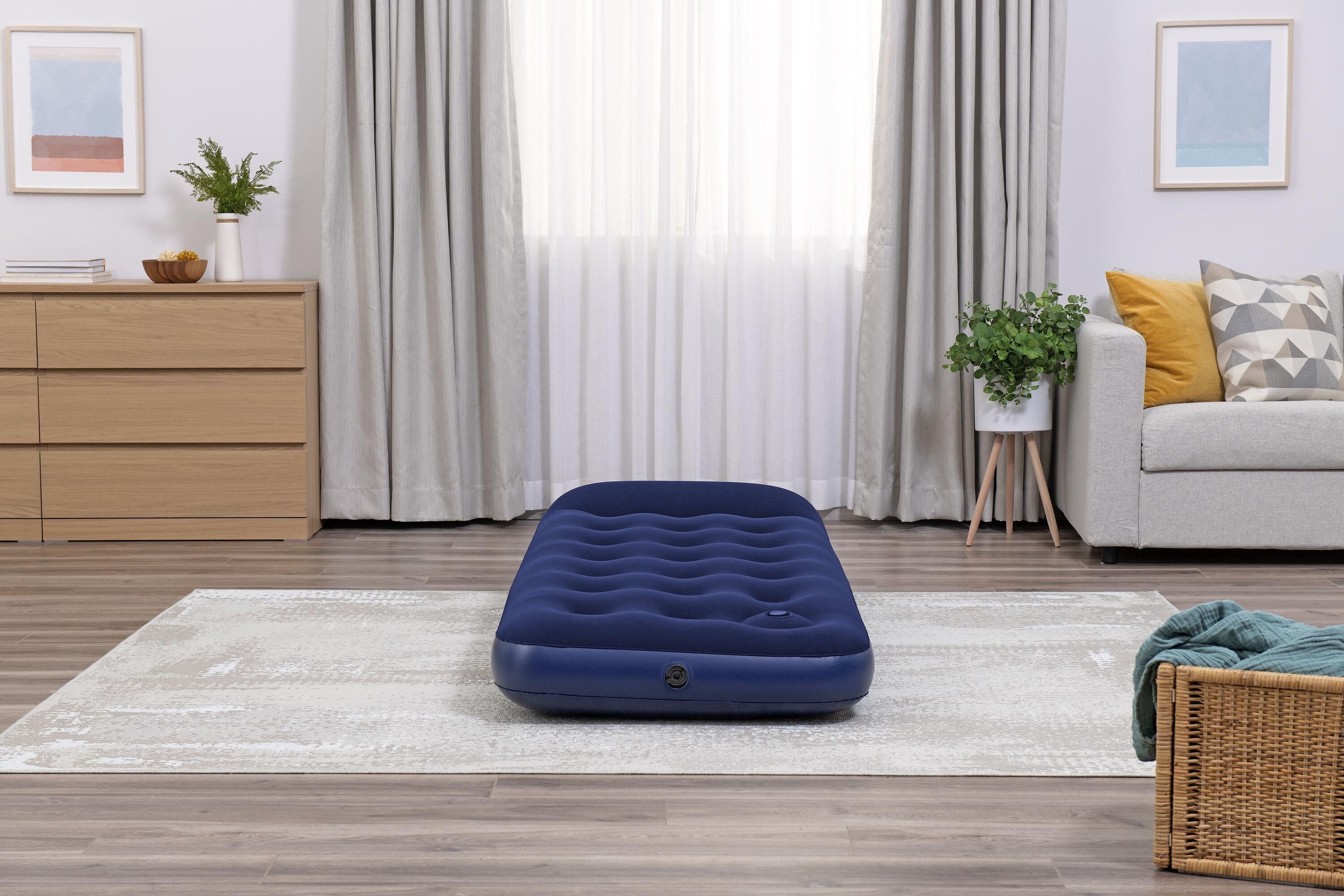 Bestway 1.85M X 76CM X 28CM Air Mattress JR.Twin Built-IN Foot Pump (Contents:Air Mattress, repair patch)
