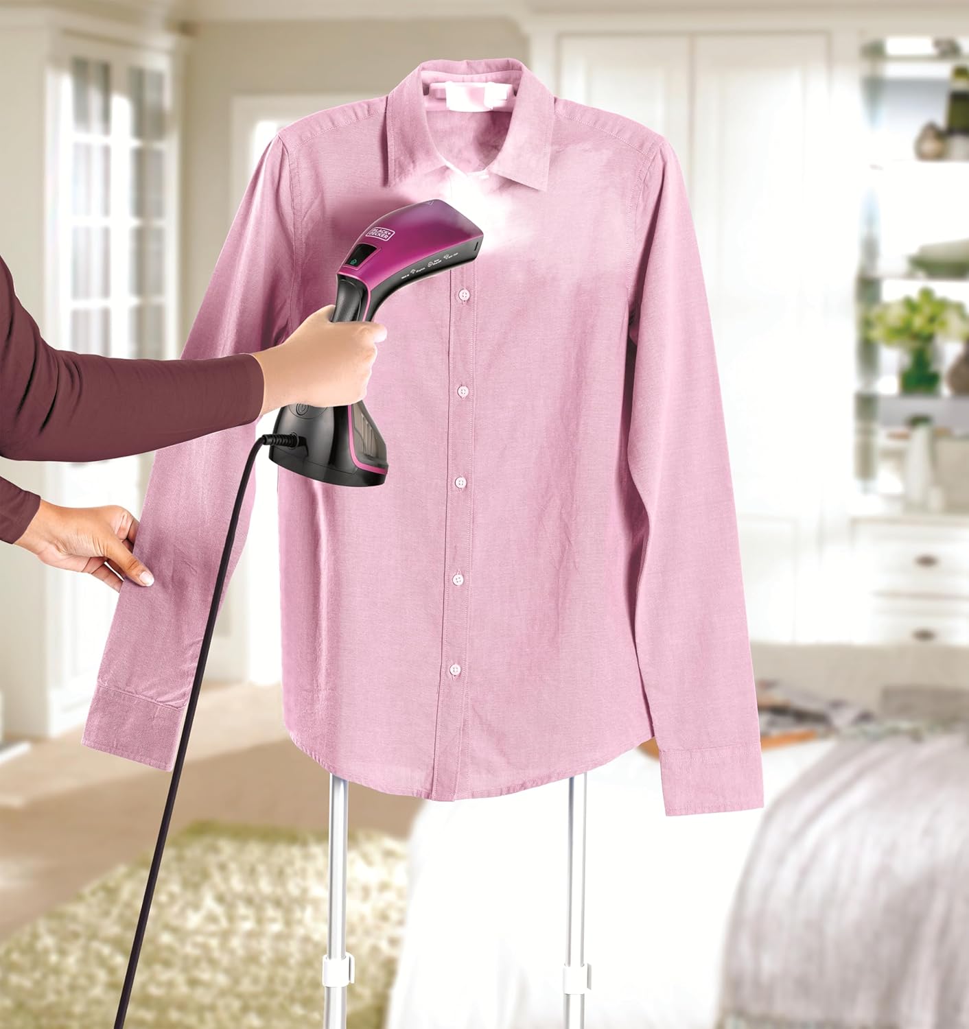 Black & Decker Portable Digital Handheld Garment Steamer 1600W