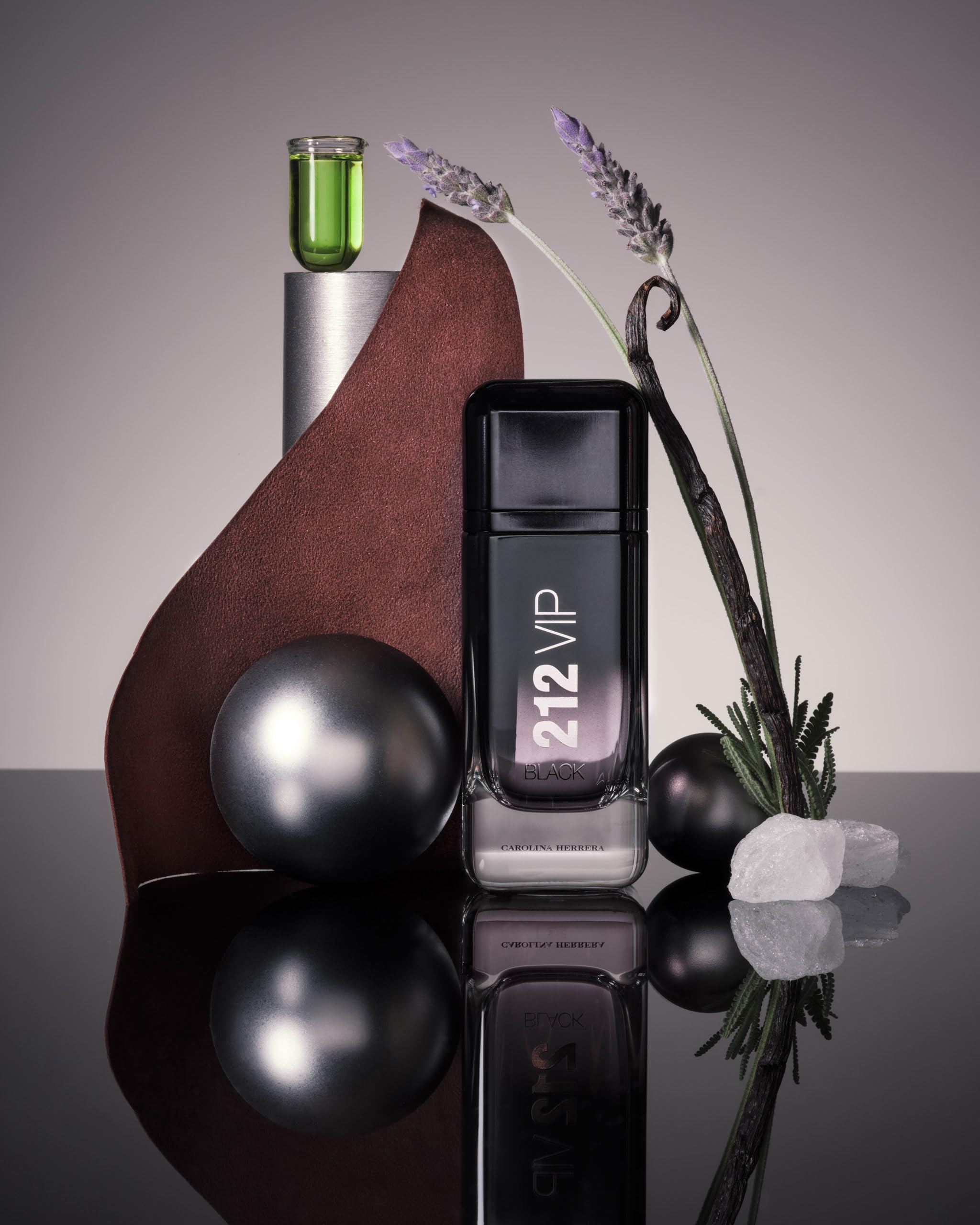 Carolina Herrera 212 VIP Black for Men