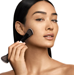 MAKEUP BY MARIO Surrealskin Foundation F4 Brush