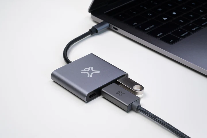 Xtrememac Type-C 3 In 1 Hub - HDMI 4K, Usb-C Pd 60W, Usb 3.0