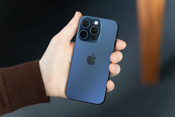IPHONE 15 PRO 256GB - BLUE TITANIUM
