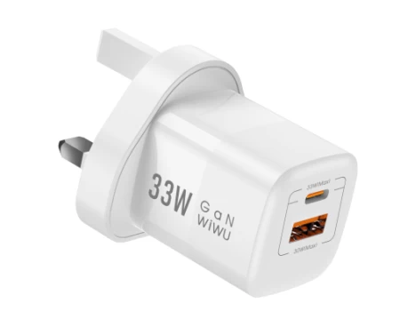 Wi-U008 شاحن حائط PD+QC بقدرة 33 وات, ابيض