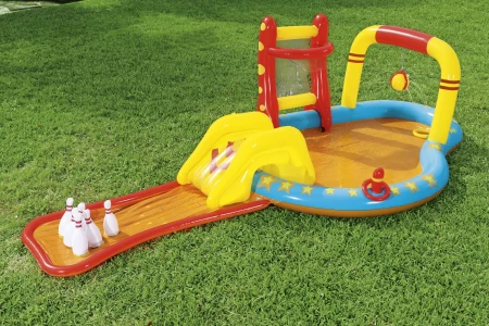 14'3" X 7' X 46"/4.35MX 2.13MX 1.17M مركز لعب LIL' CHAMP